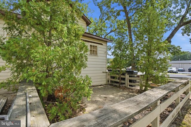 620 ERIAL RD, Pine Hill, NJ 08021