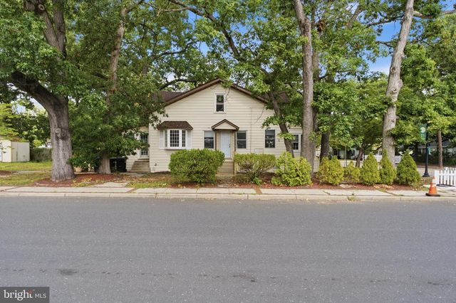 620 ERIAL RD, Pine Hill, NJ 08021