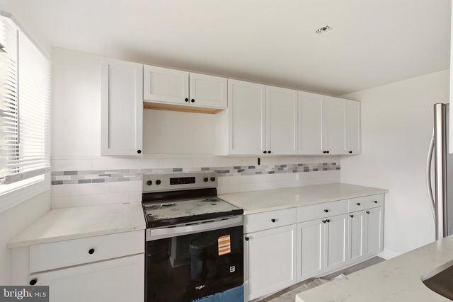620 ERIAL RD, Pine Hill, NJ 08021