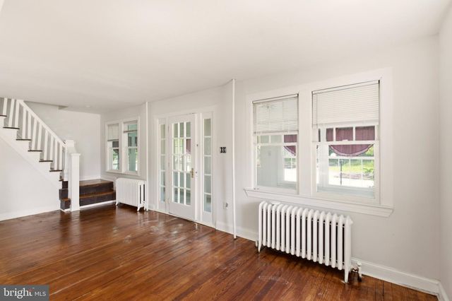 620 ERIAL RD, Pine Hill, NJ 08021