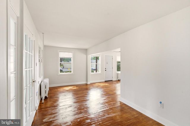 620 ERIAL RD, Pine Hill, NJ 08021