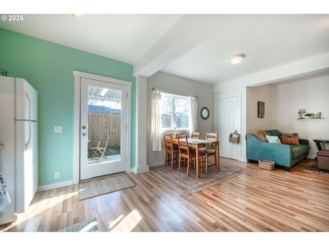 1673 OLIVE Aly, Eugene, OR 97401