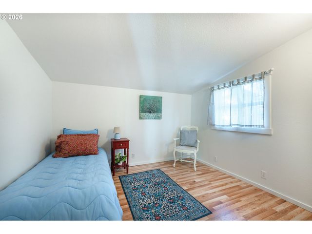 1673 OLIVE Aly, Eugene, OR 97401