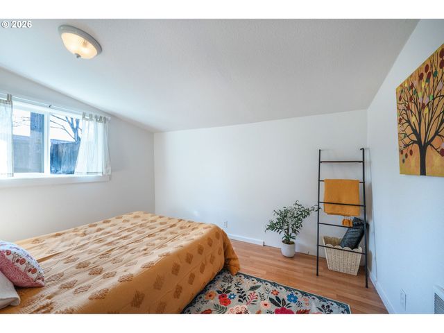 1673 OLIVE Aly, Eugene, OR 97401