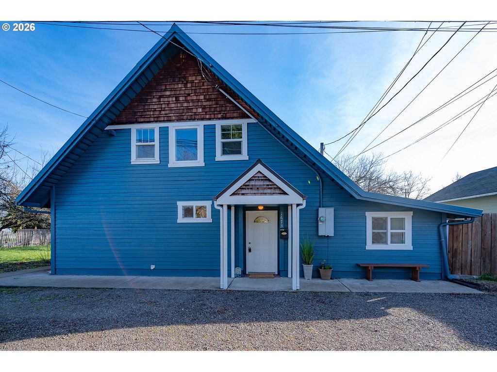 1673 OLIVE Aly, Eugene, OR 97401