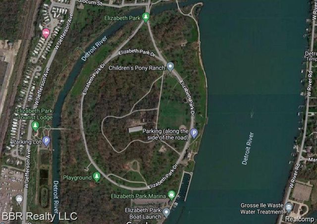 5485 GREENWAY Drive 81, Trenton, MI 48183