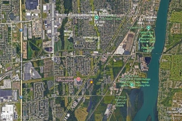 5485 GREENWAY Drive 81, Trenton, MI 48183