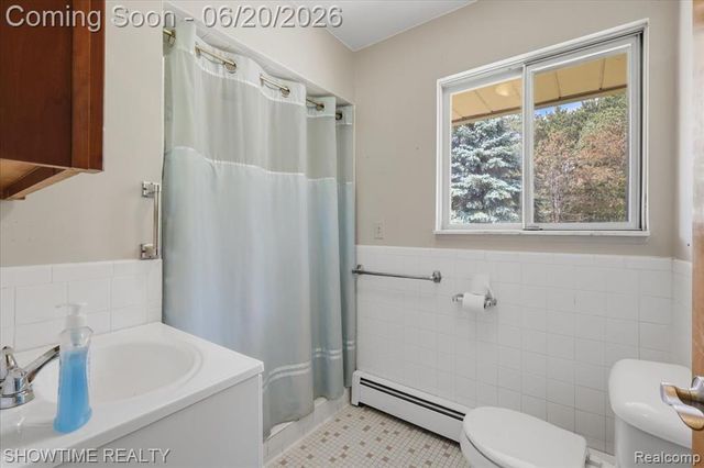 1661 Madeline Drive, Lapeer, MI 48446