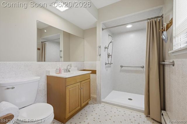 1661 Madeline Drive, Lapeer, MI 48446