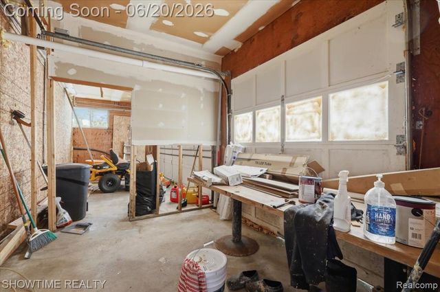 1661 Madeline Drive, Lapeer, MI 48446