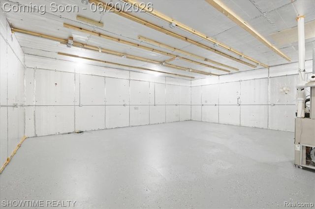 1661 Madeline Drive, Lapeer, MI 48446