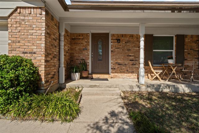 5817 Bunker Boulevard, Watauga, TX 76148
