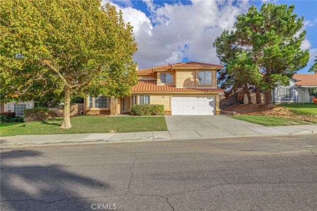 40450 Fieldcrest Lane, Palmdale, CA 93551