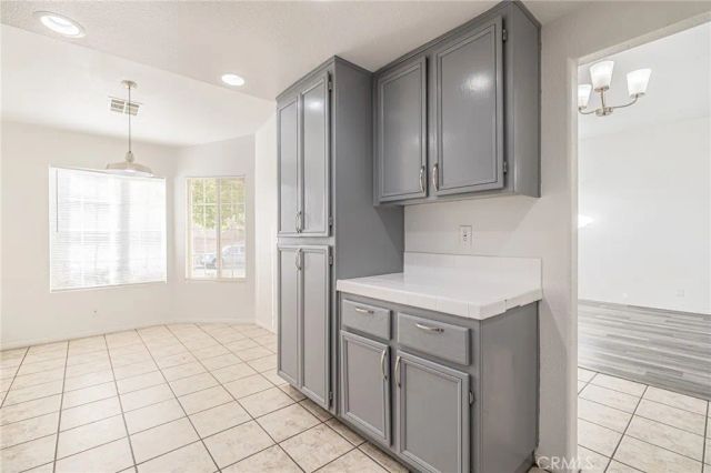 40450 Fieldcrest Lane, Palmdale, CA 93551