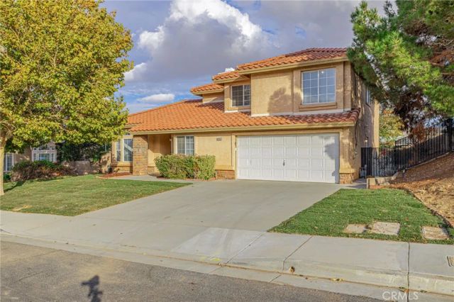 40450 Fieldcrest Lane, Palmdale, CA 93551