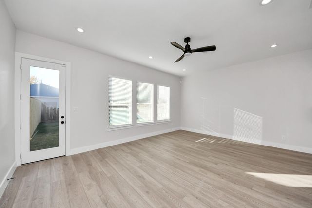 8306 Comal Street B, Houston, TX 77051