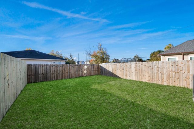 8306 Comal Street B, Houston, TX 77051