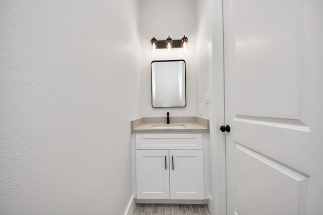 8306 Comal Street B, Houston, TX 77051