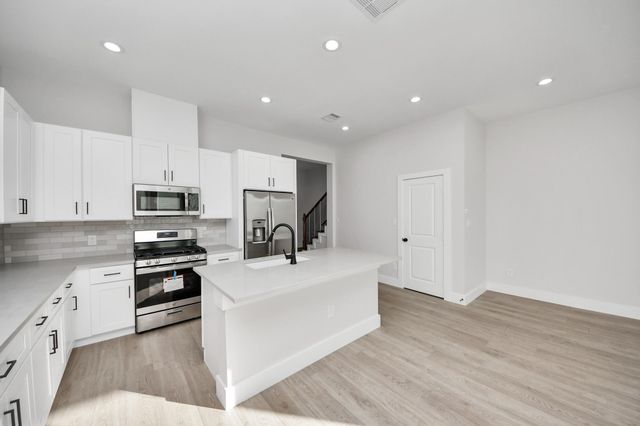 8306 Comal Street B, Houston, TX 77051