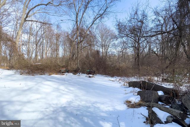 11523 POPES HEAD RD, Fairfax, VA 22030