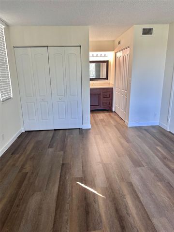 841 Lyons Rd 24-108, Coconut Creek, FL 33063