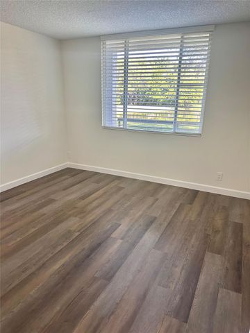 841 Lyons Rd 24-108, Coconut Creek, FL 33063