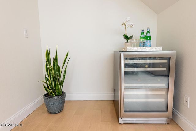 2339 E Meadowland Court, Westlake Village, CA 91361