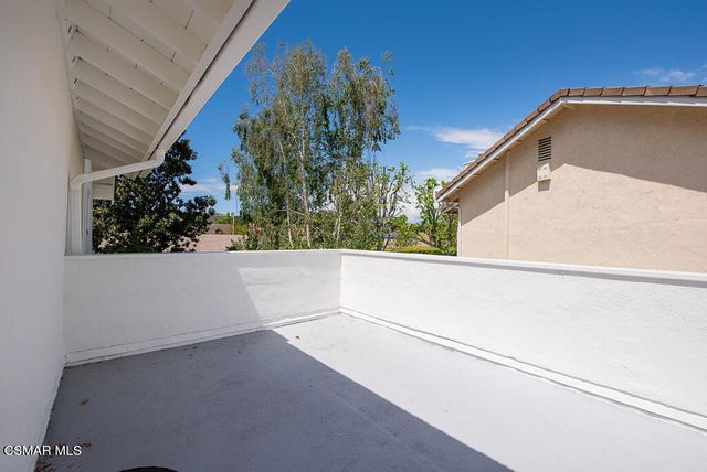 2339 E Meadowland Court, Westlake Village, CA 91361