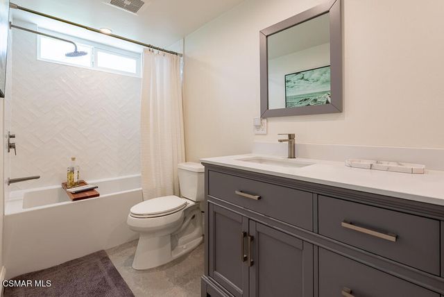 2339 E Meadowland Court, Westlake Village, CA 91361