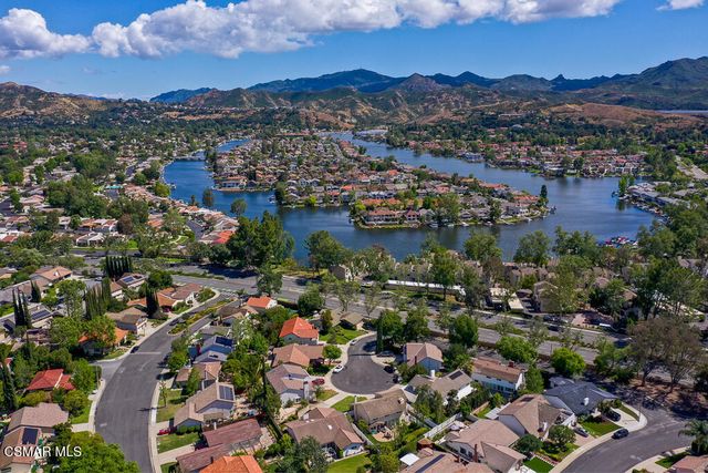 2339 E Meadowland Court, Westlake Village, CA 91361