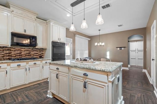 3019 Blue Lake Drive, Little Elm, TX 75068