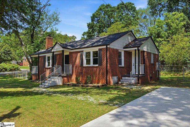 20 Milton Drive, Greenville, SC 29605