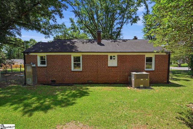 20 Milton Drive, Greenville, SC 29605