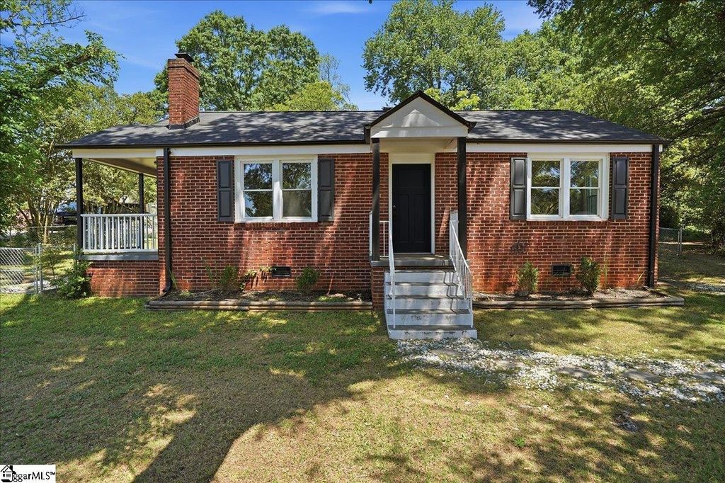 20 Milton Drive, Greenville, SC 29605
