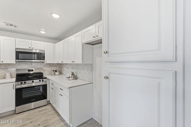 13415 N 20TH Street 8, Phoenix, AZ 85022