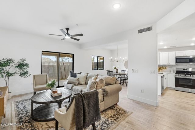 13415 N 20TH Street 8, Phoenix, AZ 85022