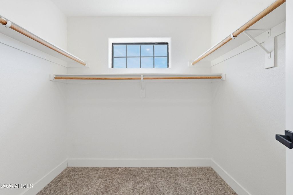 Image 28 of property listing at 13415 N 20TH Street 8, Phoenix, AZ 85022