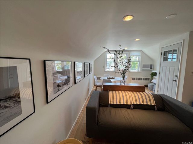 545 E Park Avenue, Long Beach, NY 11561