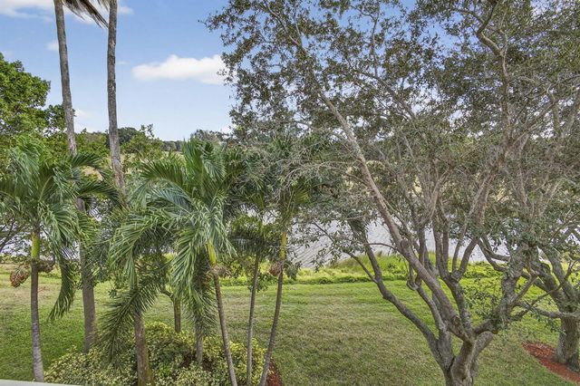 11730 Saint Andrews Place 307, Wellington, FL 33414