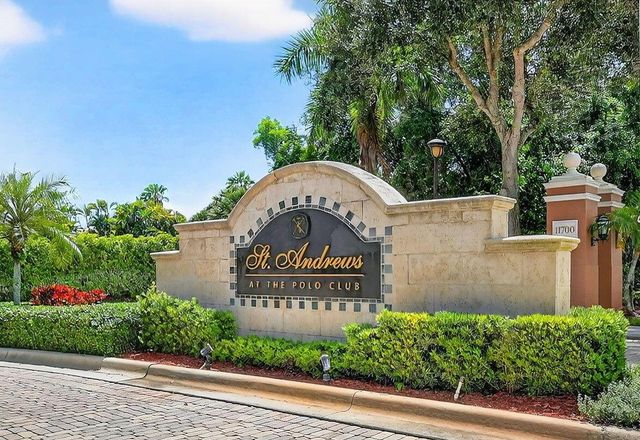 11730 Saint Andrews Place 307, Wellington, FL 33414
