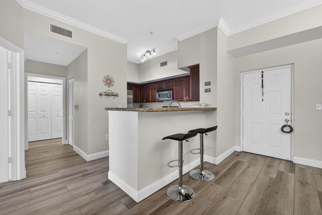 11730 Saint Andrews Place 307, Wellington, FL 33414