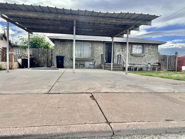 3825 W LATHAM Street, Phoenix, AZ 85009