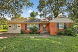 4905 LOCHINVAR RD, Memphis, TN 38116