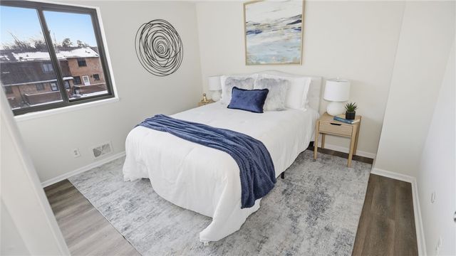 96 Surrey Hill Way, Henrietta, NY 14623