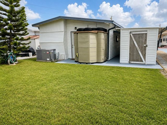 1907 IOWA AVENUE, Bradenton, FL 34207