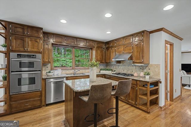 2246 Chadds Creek Drive, Marietta, GA 30062
