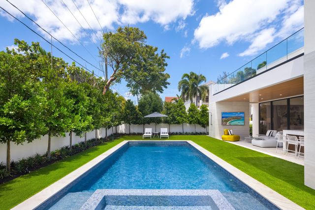 1351 Cocoanut Road, Boca Raton, FL 33432