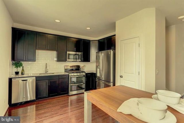 42346 ALDER FOREST TER, Sterling, VA 20166