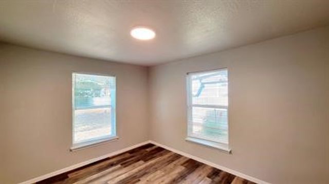 1221 Stanford Street, Greenville, TX 75401