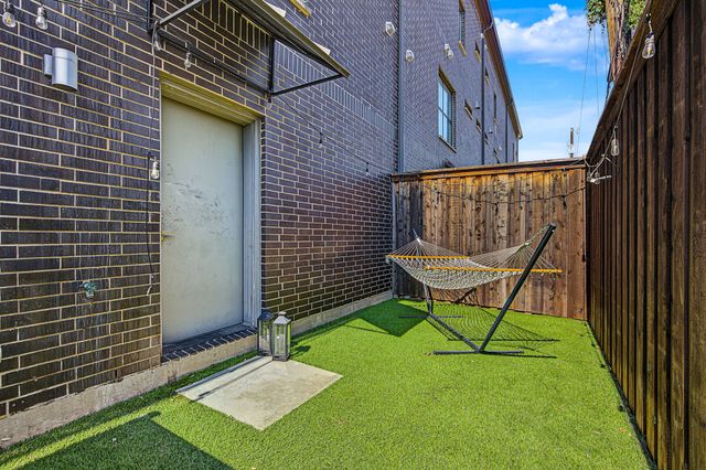 2310 N Fitzhugh Avenue 40, Dallas, TX 75204